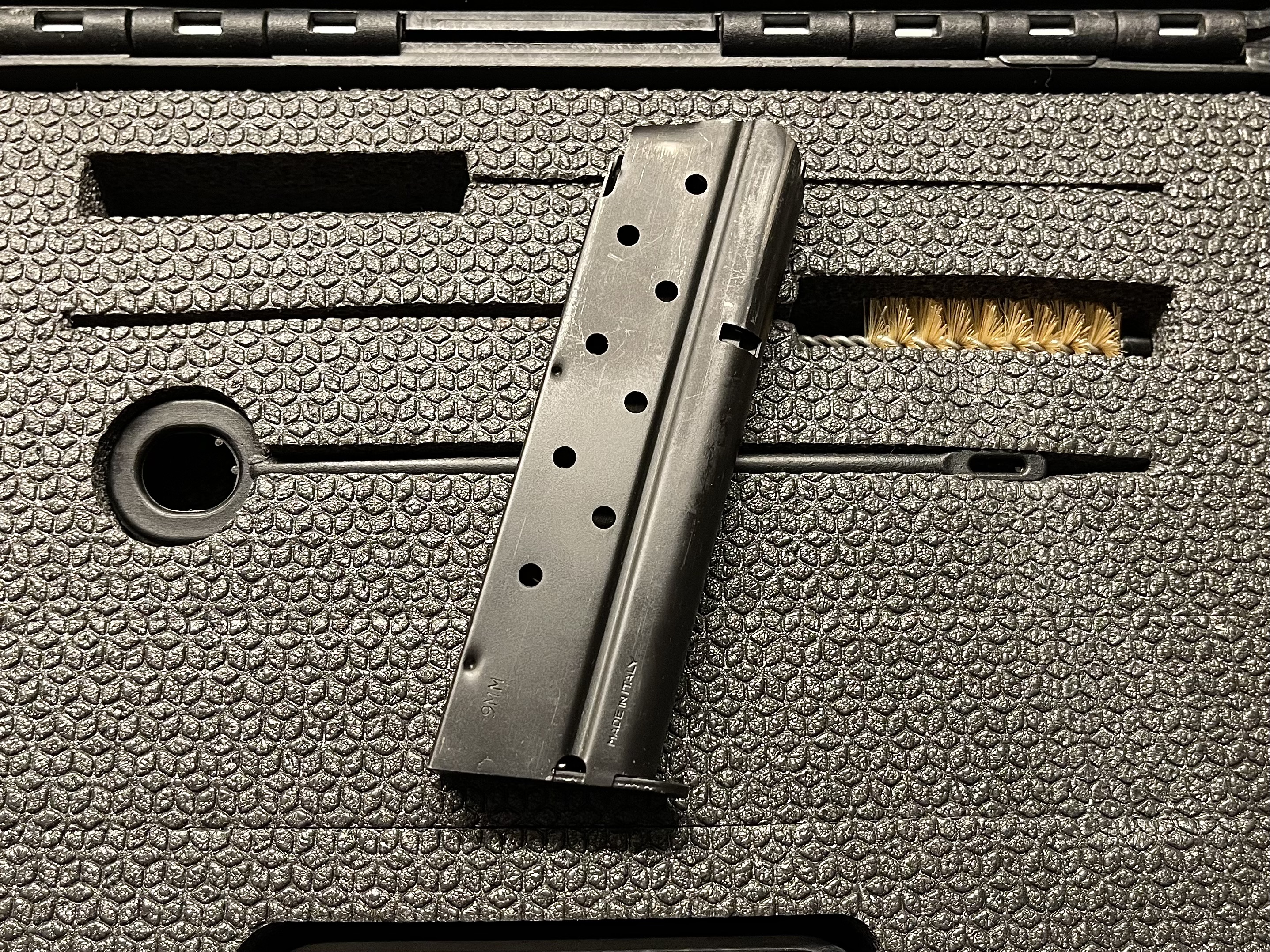 M1911 A1 U.S. ARMY COMMANDER  4.25’’ Barrel,  9MM PAK BLANK