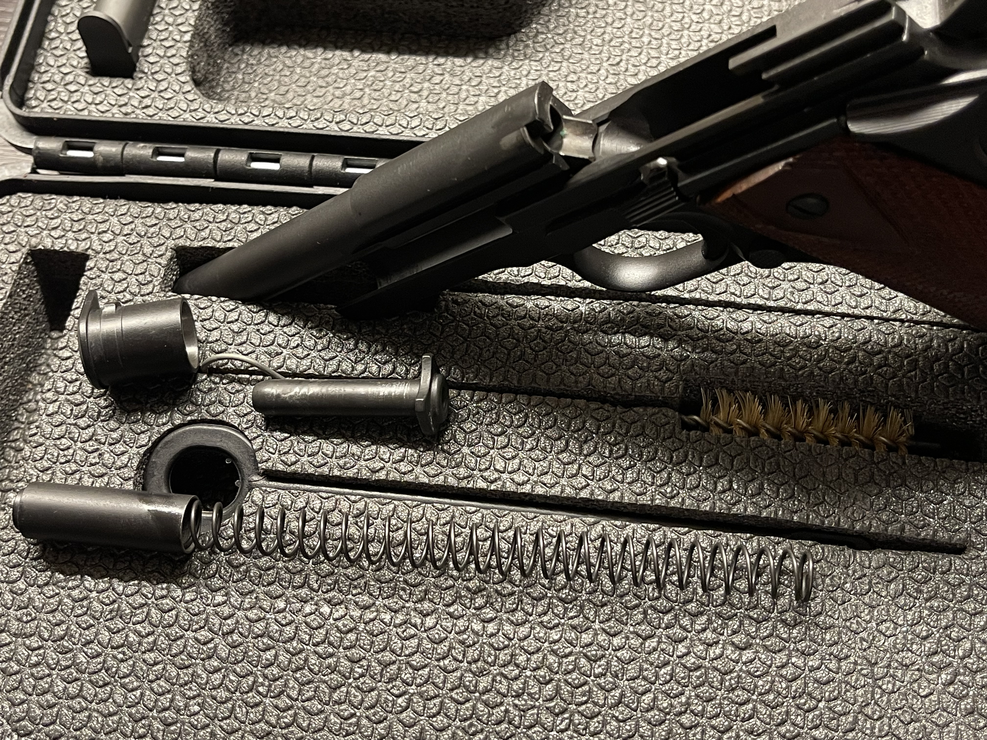 M1911 A1 U.S. ARMY COMMANDER  4.25’’ Barrel,  9MM PAK BLANK
